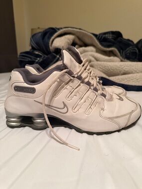 Nike Shox White and Silver Athletic Sneakers size 11